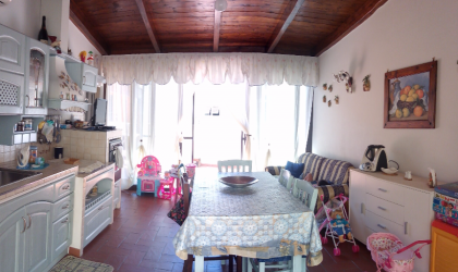 Trivani Via Bovio