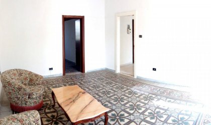 Trivani Zona Via Napoli