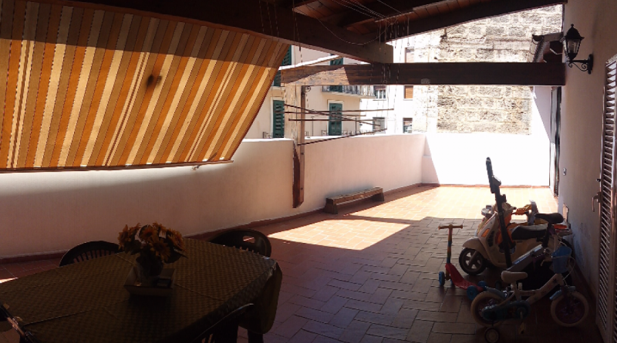 Trivani Via Bovio